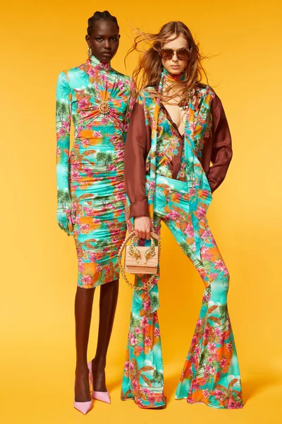 Look 54